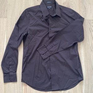 Express “Modern Fit” Button Down. Size: M